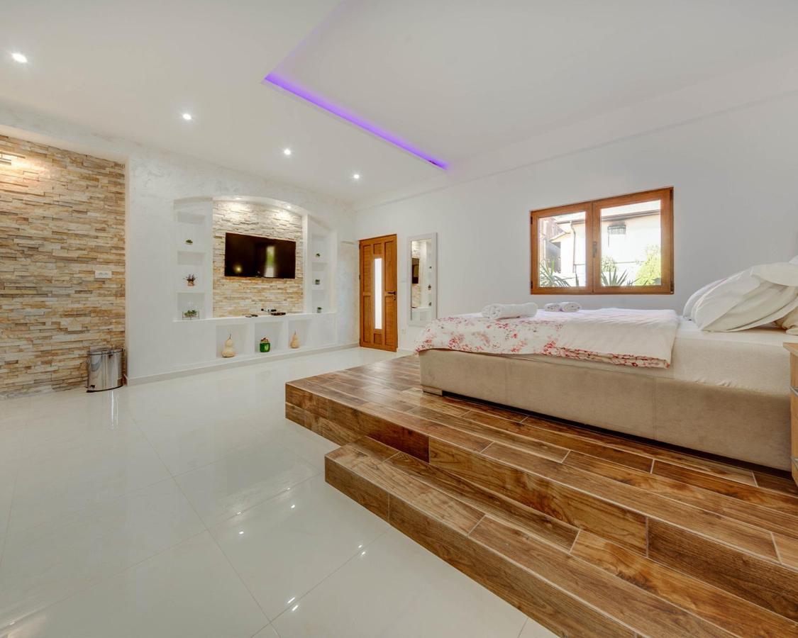 Villa Ilijana Tivat Buitenkant foto