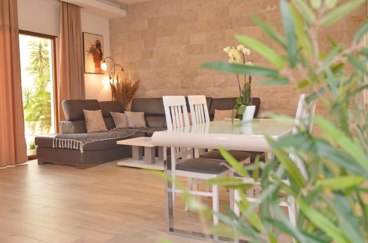 Villa Ilijana Tivat Buitenkant foto